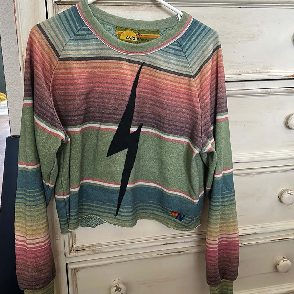 BOLT STITCH CROPPED CREW SWEATSHIRT - TULUM JUNGLE GREEN